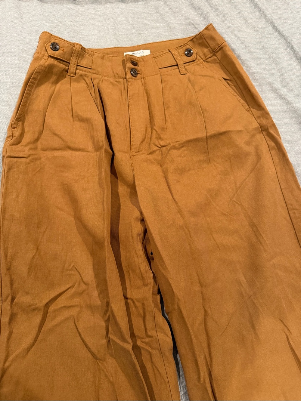 Madewell Women’s Pleated Wide Leg Pants in Caramel